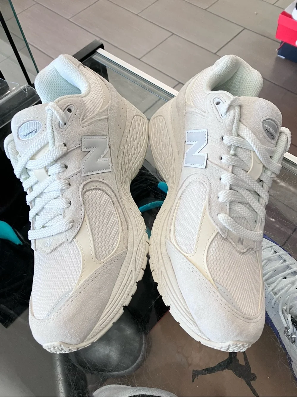 New Balance 2002R White Grey Size 8.5